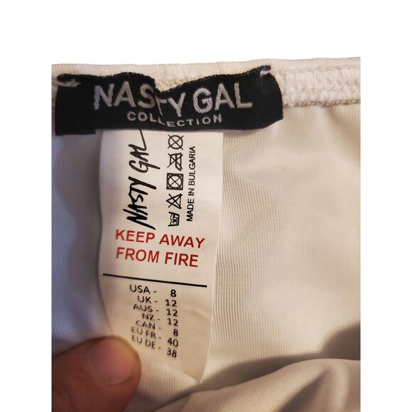Nasty Gal Two Piece Texture White Strapless Swimsuit, Size 8 - Picture 7 of 9